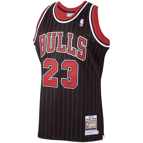 Michael Jordan Chicago Bulls 1995/96 Hardwood Classics Authentic Jersey - Black/Scarlet/White - Image 8
