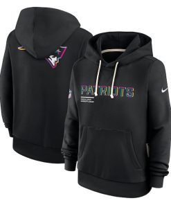 New England Patriots Nike Women's 2025 NFL Crucial Catch Sideline Standard Issue Dri-FIT Hoodie - Black