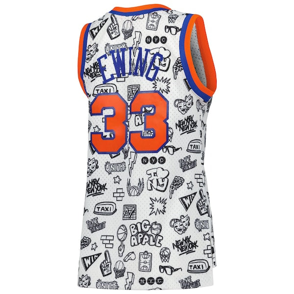 Patrick Ewing New York Knicks Women's 1991 Doodle Swingman Jersey - White - Image 3