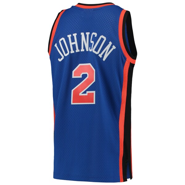Larry Johnson New York Knicks 1998/99 Hardwood Classics Swingman Jersey - Blue - Image 3