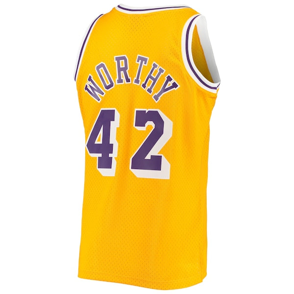 James Worthy Los Angeles Lakers 1984/85 Hardwood Classics Swingman Jersey - Gold - Image 3