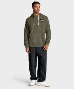 Alternative view of Denver Broncos Nike 2025 Salute to Service Sideline Standard Issue Dri-FIT Hoodie - Olive