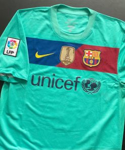 Alternative view of Barcelona 2010-11 Away Vintage Jersey