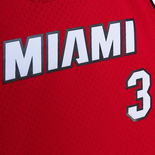 Dwyane Wade Miami Heat Women's 2005/06 Hardwood Classics Swingman Jersey - Red - Image 3