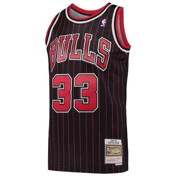 Scottie Pippen Chicago Bulls Hardwood Classics Swingman Jersey - Black - Image 2