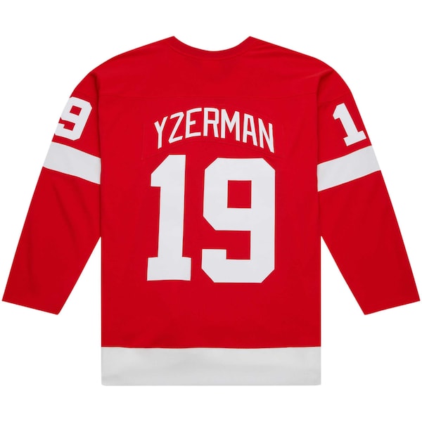 Steve Yzerman Detroit Red Wings Captain Patch 1996/97 Blue Line Player Jersey - Red - Image 4