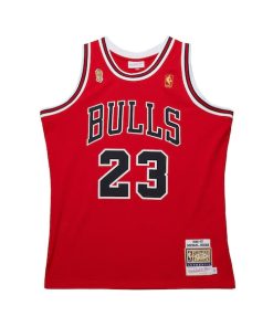 Alternative view of Michael Jordan Chicago Bulls  1996/97 Throwback Authentic Jersey - Red