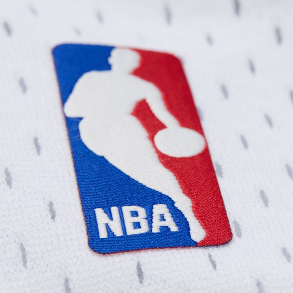 Kevin Garnett Minnesota Timberwolves Hardwood Classics Swingman Jersey - White - Image 5