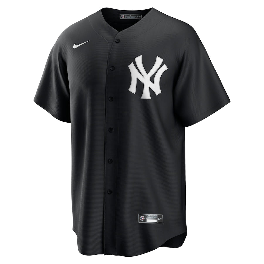 Men's New York Yankees Aaron Judge Nike Black Official Replica Player Jersey - Image 2