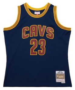 Alternative view of LeBron James Cleveland Cavaliers  2015/16 Hardwood Classics Swingman Jersey - Navy