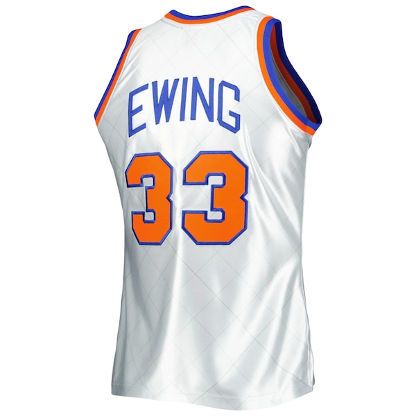Patrick Ewing New York Knicks 1985/86 Hardwood Classics 75th Anniversary Swingman Jersey - Platinum - Image 3