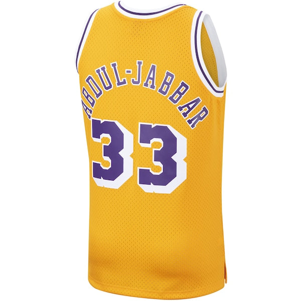 Kareem Abdul-Jabbar Los Angeles Lakers Hardwood Classics Swingman Jersey - Gold/Purple - Image 4