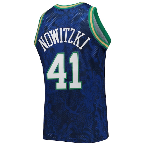 Dirk Nowitzki Dallas Mavericks Hardwood Classics 1998/99 Lunar New Year Swingman Jersey - Blue - Image 3