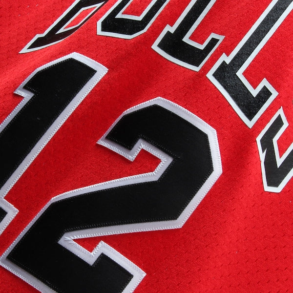 Michael Jordan Chicago Bulls 1989/90 Hardwood Classics Authentic Jersey - Red - Image 4