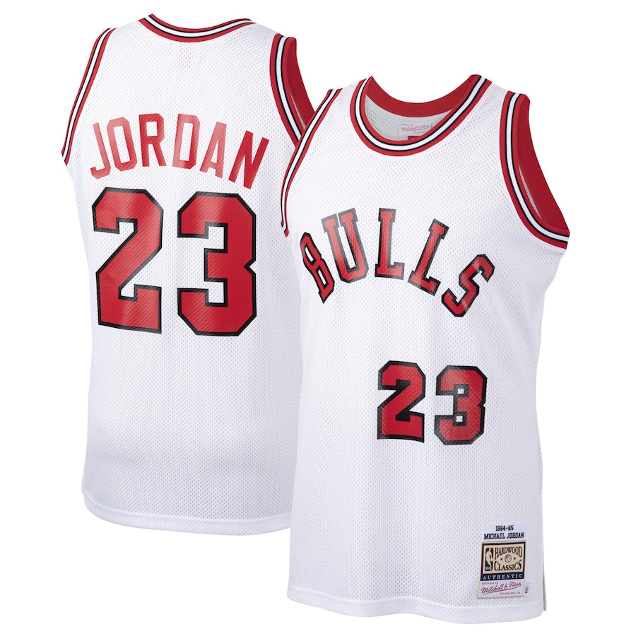 Men's Chicago Bulls Michael Jordan Red 1984/85 Hardwood Classics Rookie Authentic Jersey - Red/White - Image 6