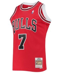 Alternative view of Toni Kukoc Chicago Bulls 1997/98 Hardwood Classics Swingman Jersey - Red