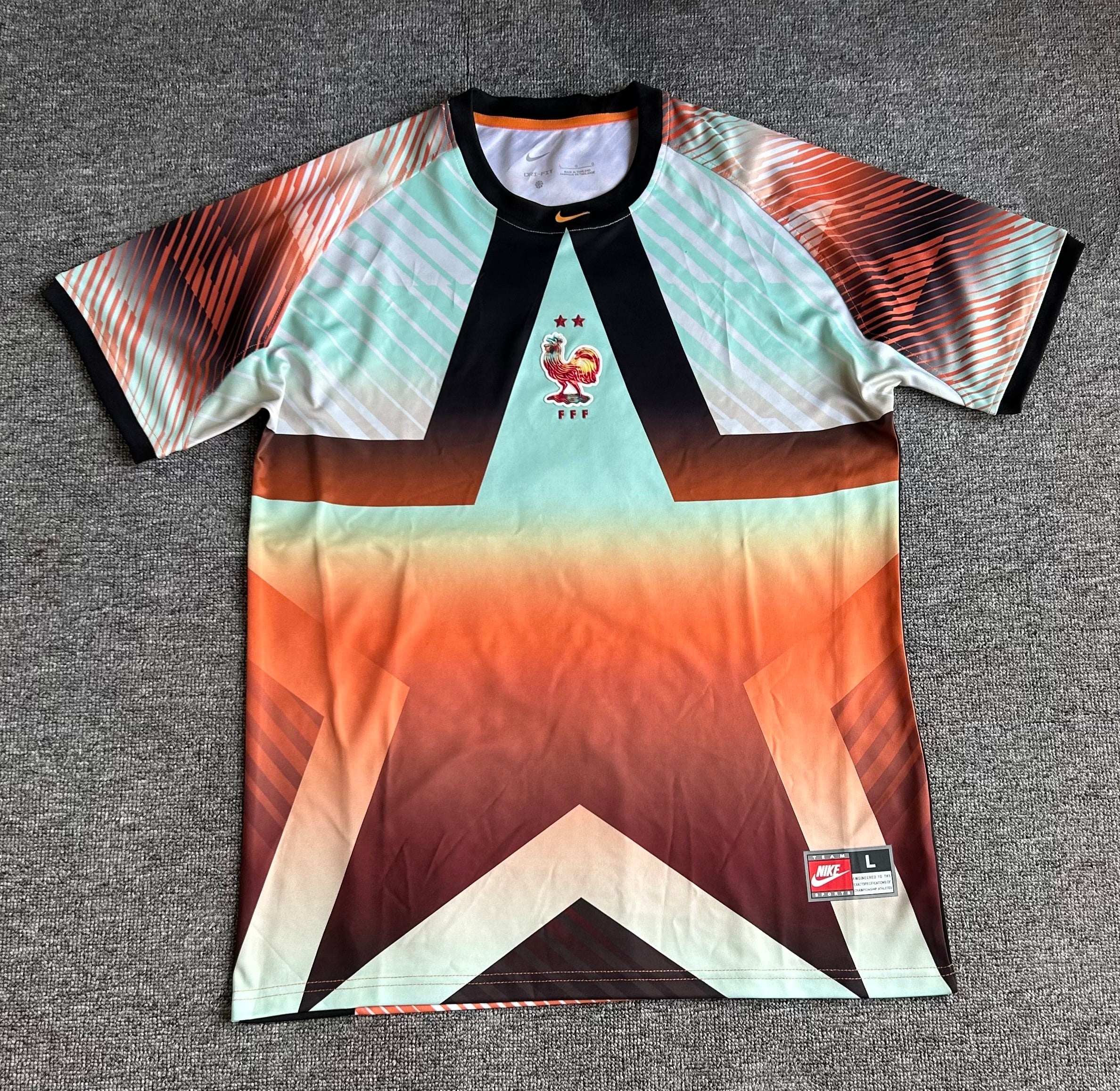 France National Team Nike 2026 Special Edition Jersey - Gradient Orange / Mint Green - Image 3