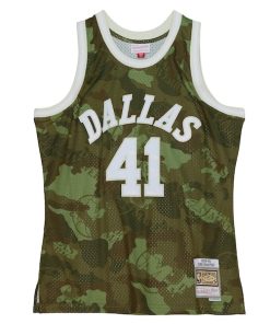 Alternative view of Dirk Nowitzki Dallas Mavericks Hardwood Classics 1998/99 Ghost Green Swingman Jersey - Camo