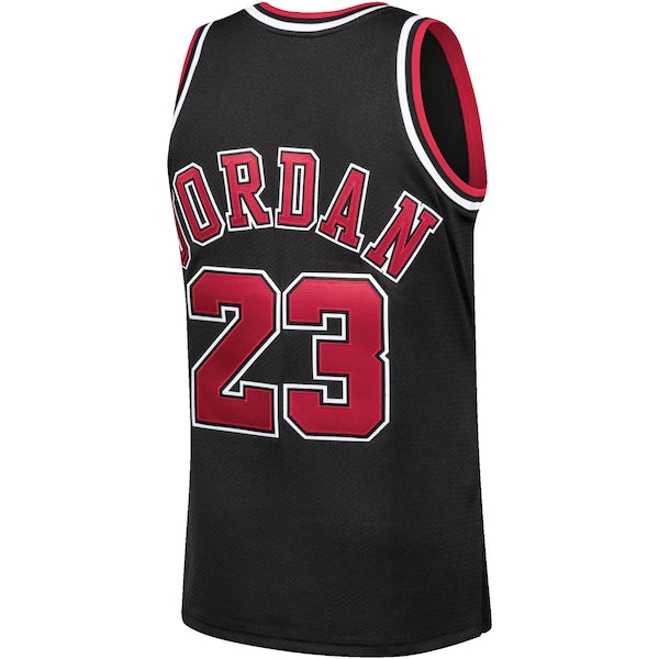 Michael Jordan Chicago Bulls 1997/98 Hardwood Classics Authentic Jersey - Black/Scarlet/White - Image 4