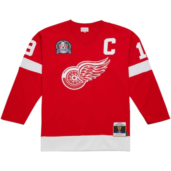 Steve Yzerman Detroit Red Wings Captain Patch 1996/97 Blue Line Player Jersey - Red - Image 4
