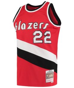 Alternative view of Clyde Drexler Portland Trail Blazers 1983/84 Hardwood Classics Swingman Jersey - Red