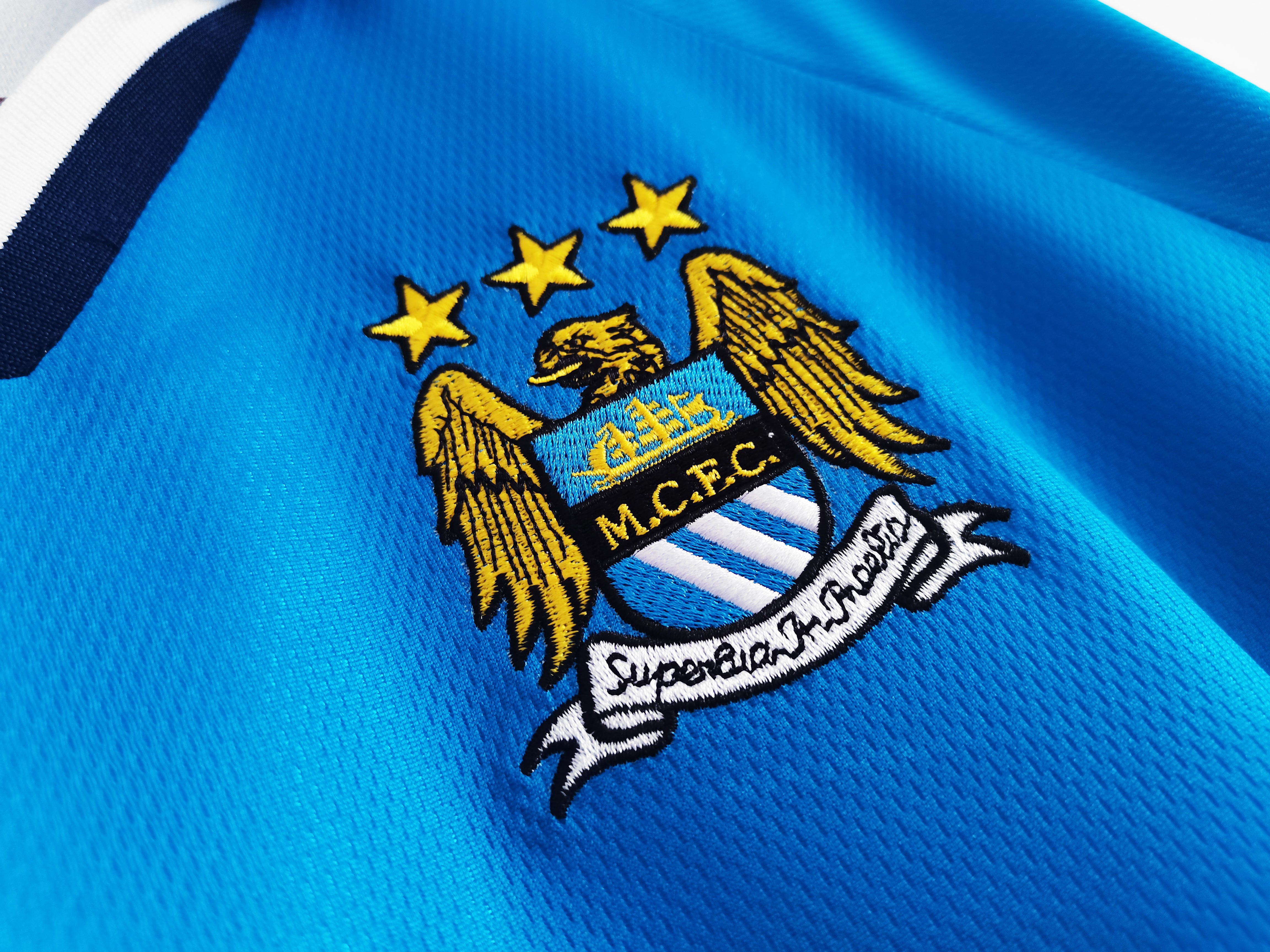 Manchester City 1997-98 Home Vintage Jersey - Image 5