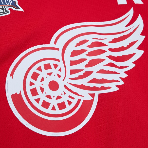 Nicklas Lidstrom Detroit Red Wings Alternate Captain Patch 2001/02 Blue Line Player Jersey - Red - Image 4