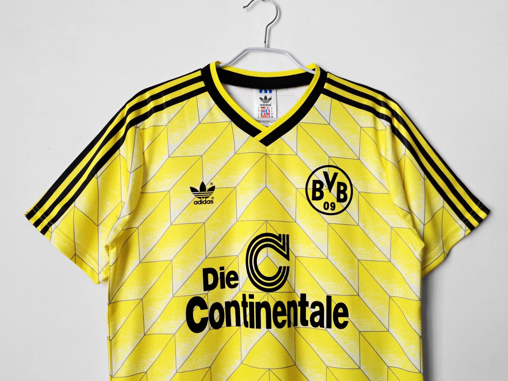 Borussia Dortmund 1988 Home Vintage Jersey - Image 3