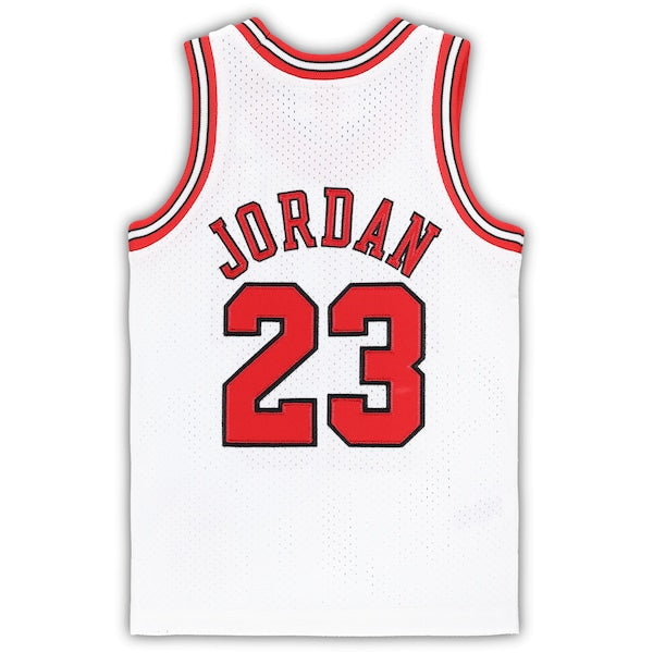 Michael Jordan Chicago Bulls Toddler 1997/98 Hardwood Classics Authentic Jersey - White/Black/Red - Image 4