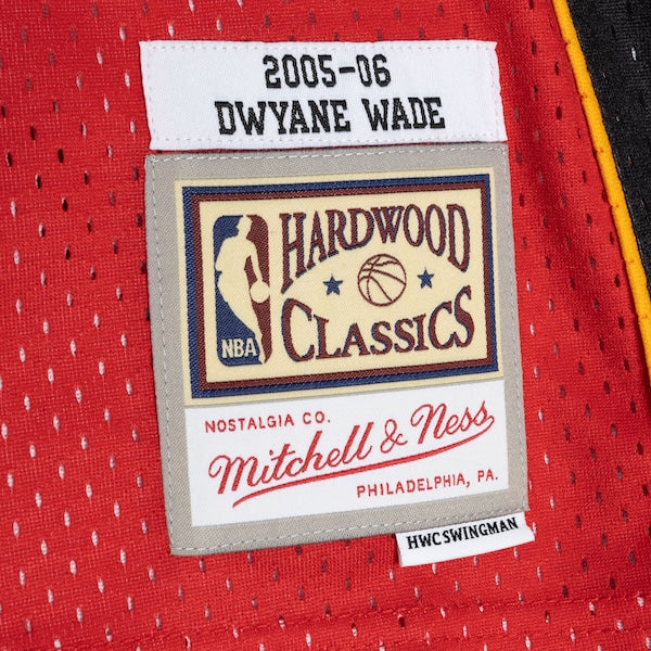 Dwyane Wade Miami Heat Hardwood Classics 2005/06 Split Swingman Jersey - Black/Red - Image 4
