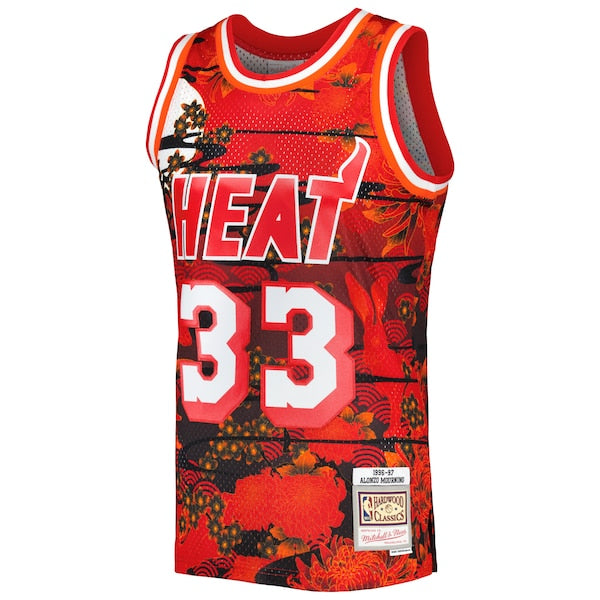 Alonzo Mourning Miami Heat 1996/97 Hardwood Classics Lunar New Year Swingman Jersey - Red - Image 2