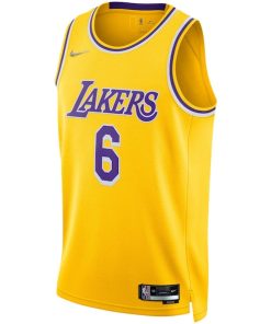Alternative view of LeBron James Los Angeles Lakers Nike 2021/22 Diamond Swingman Jersey - Icon Edition - Gold