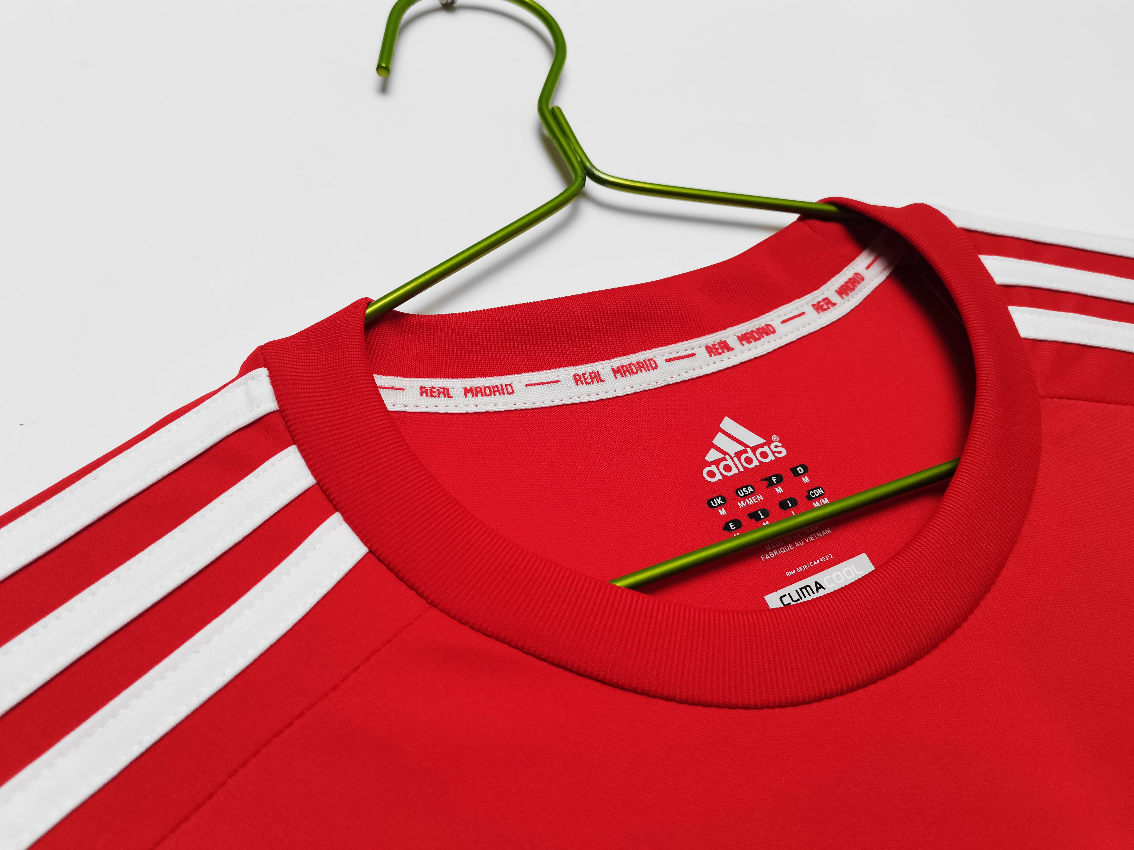 Los Merengues 2011-12 Second Away Vintage Jersey - Image 3