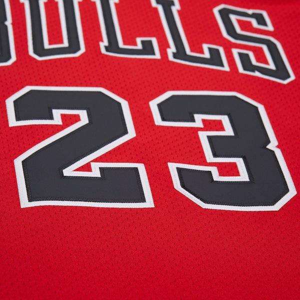 Michael Jordan Chicago Bulls 1996/97 Throwback Authentic Jersey - Red - Image 4
