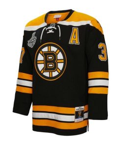 Alternative view of Patrice Bergeron Boston Bruins Alternate Captain Patch 2010/11 Blue Line Player Jersey - Black