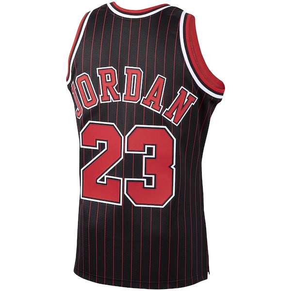 Michael Jordan Chicago Bulls 1995/96 Hardwood Classics Authentic Jersey - Black/Scarlet/White - Image 2