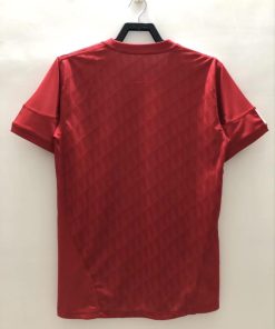Alternative view of Liverpool 2010-11 Home Vintage Jersey