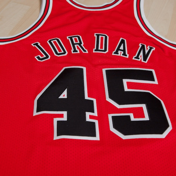 Chicago Bulls Michael Jordan 1994-95 Road 45 Authentic Jersey By - Red - Mens - Image 3