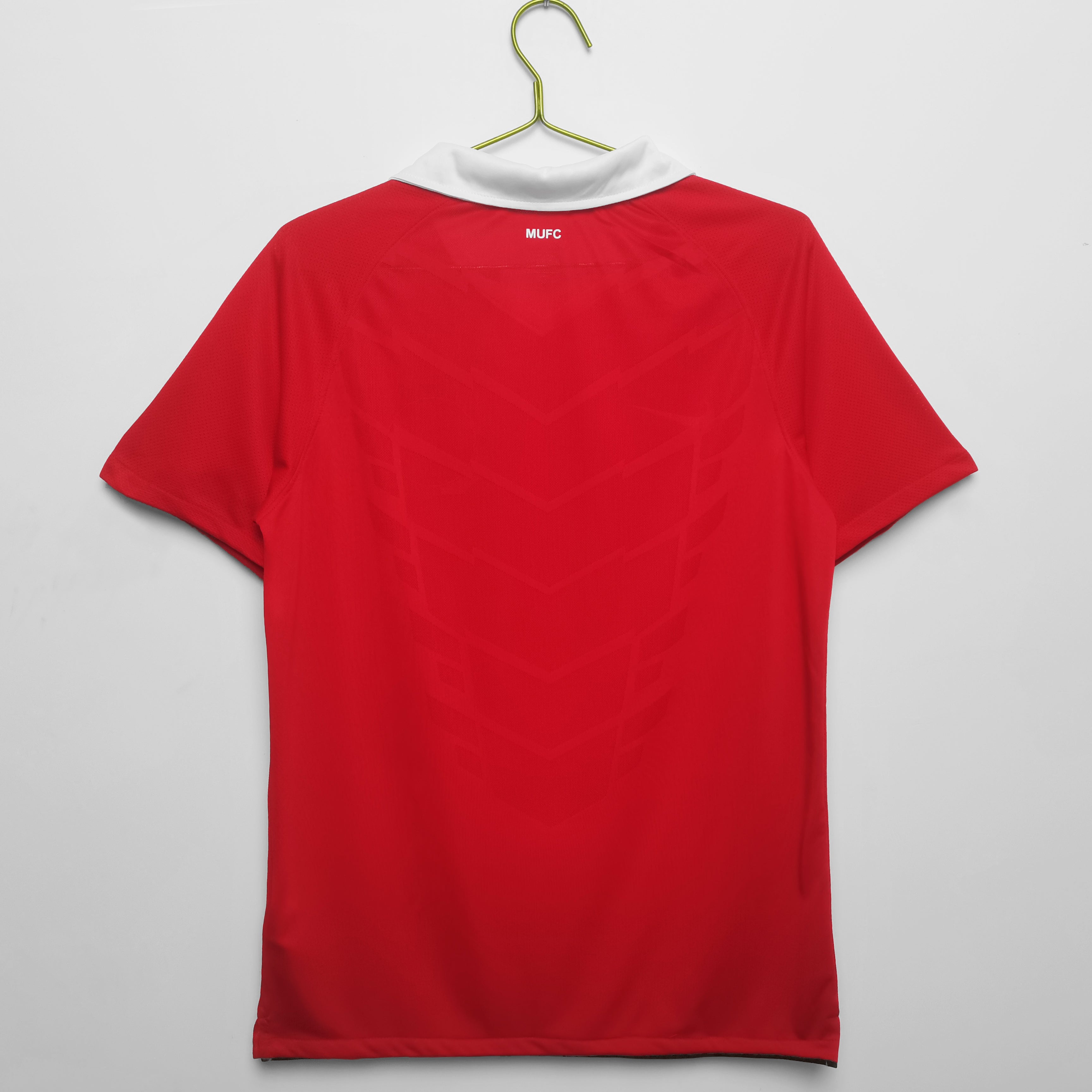 Manchester United 2010-11 Home Vintage Jersey - Image 2