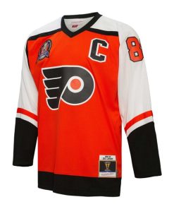 Alternative view of Eric Lindros Philadelphia Flyers Captain Patch 1996/97 Blue Line Player Jersey - Orange
